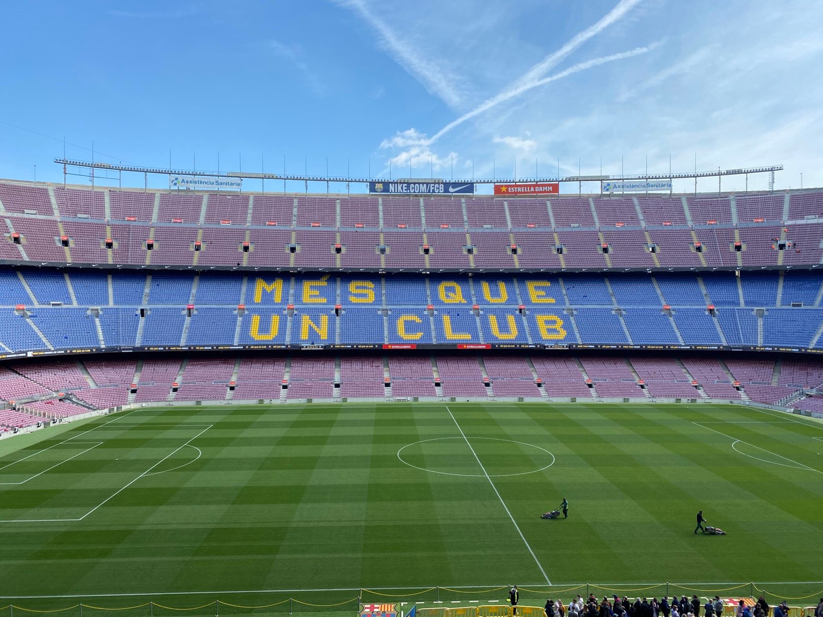 El estadio Camp Nou de Barcelona durante un partido.