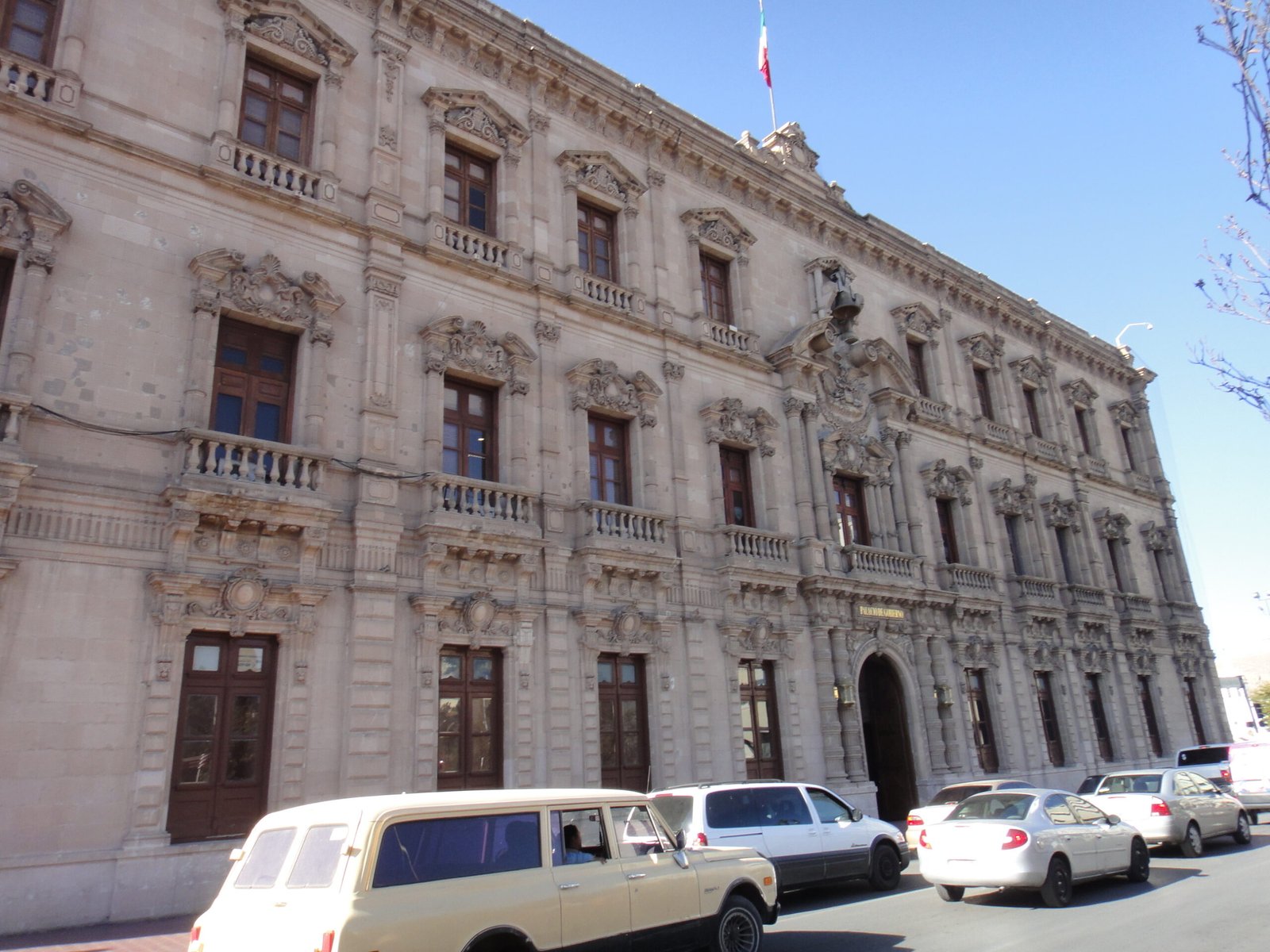 Fachada del Palacio de Gobierno de Chihuahua