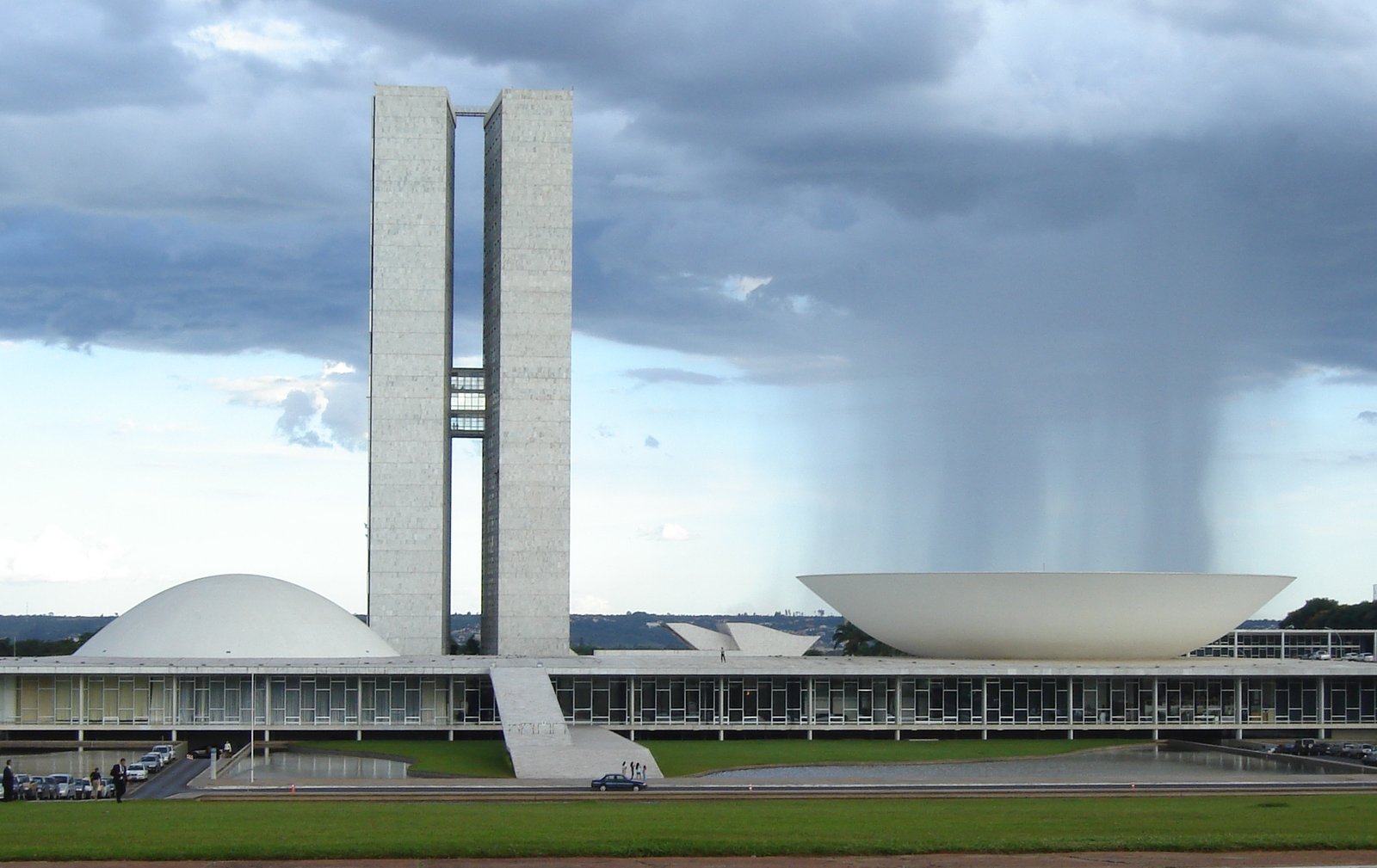 Congreso Nacional de Brasil en Brasilia, con sus dos torres y cúpulas