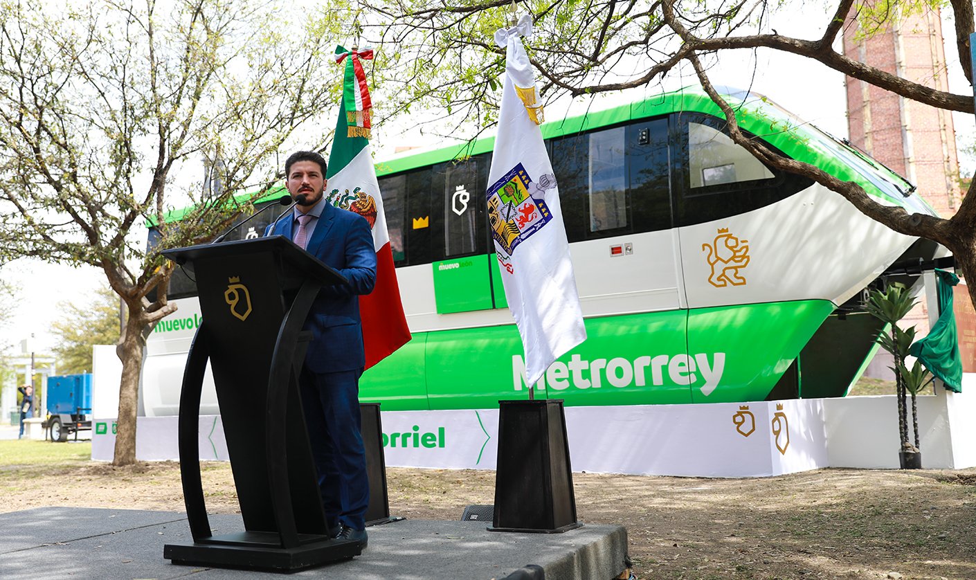 Maqueta del tren del monorriel de las Líneas 4 y 6 del Metrorrey presentada en el Parque Fundidora