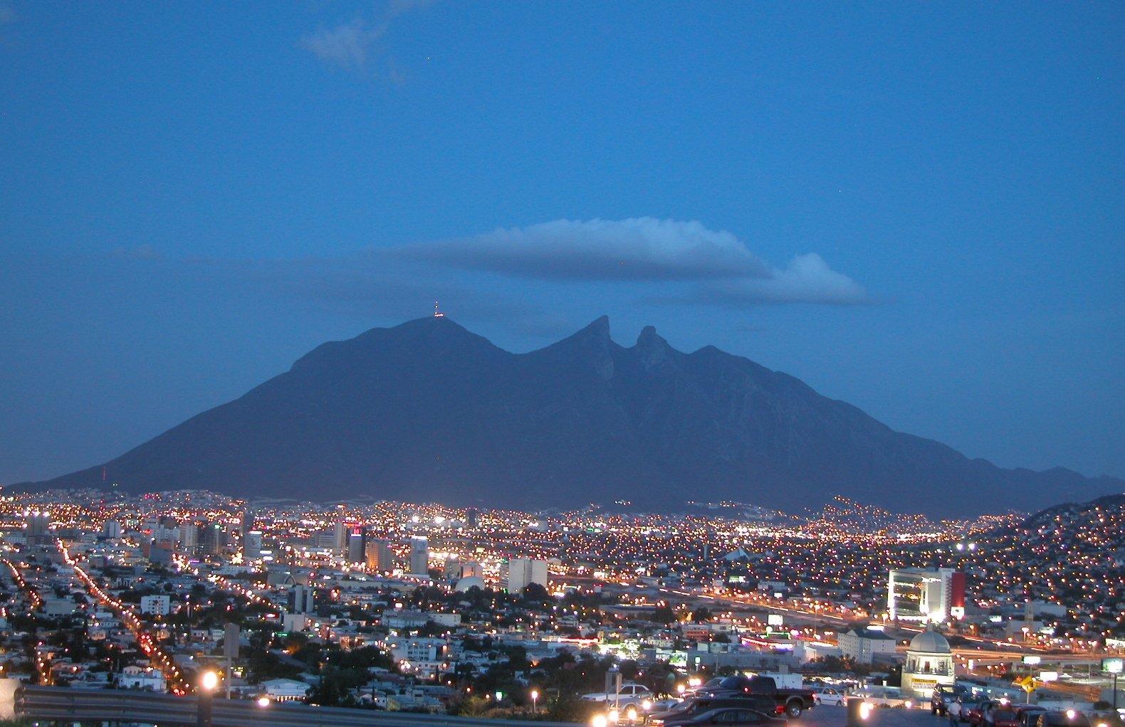 Vista panorámica de la zona metropolitana de Monterrey, Nuevo León